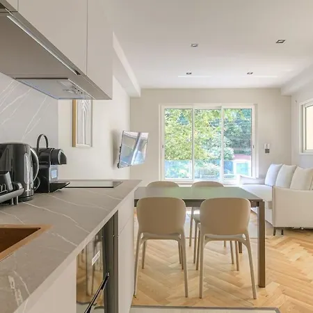 T2 Moderne Pour 4 - St-didier-au-mont-d'or Apartment *