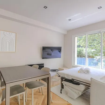 T2 Moderne Pour 4 - St-didier-au-mont-d'or Appartement Saint-Didier-au-Mont-d'Or